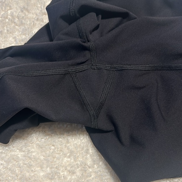 Lululemon leggings - Picture 4 of 5